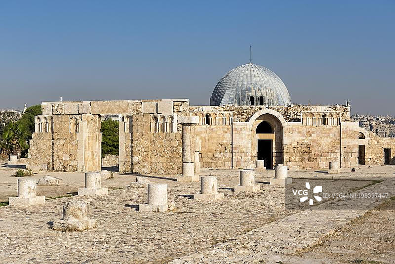 约旦安曼城堡的倭马亚清真寺和宫殿图片素材