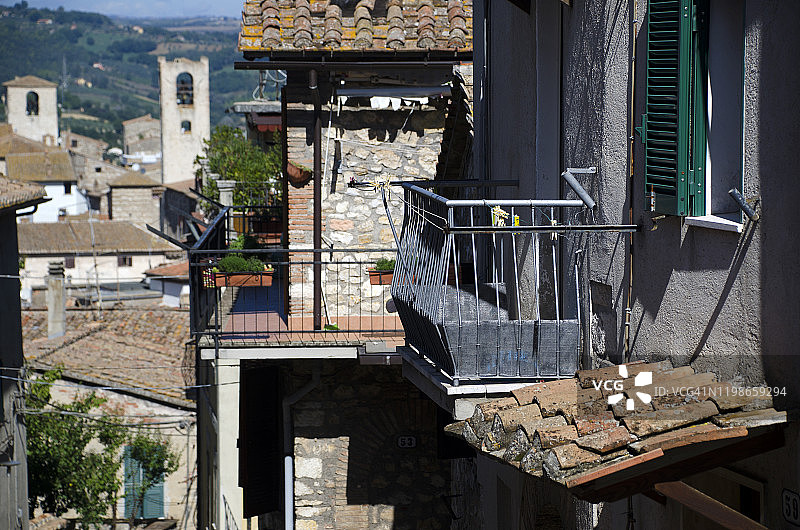 中世纪纳尔尼的乡村建筑图片素材