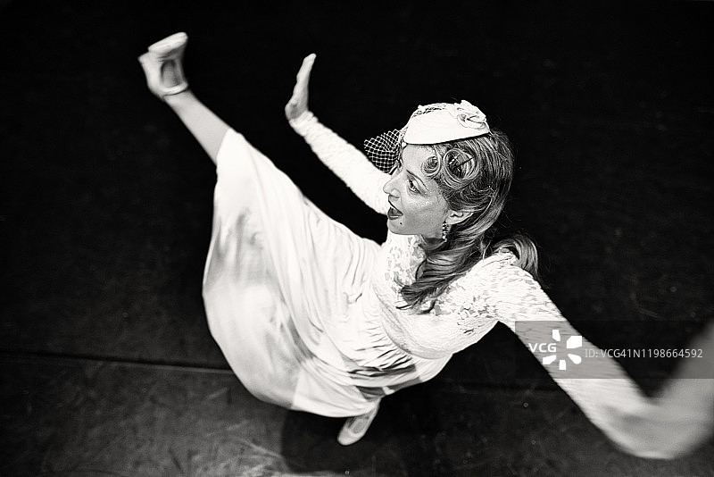 柏林美丽的舞者图片素材