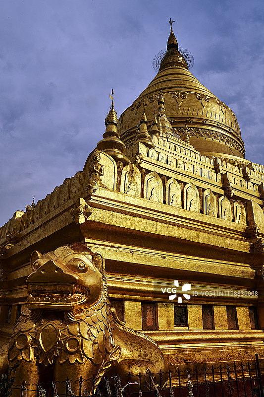 缅甸蒲甘瑞西光塔图片素材