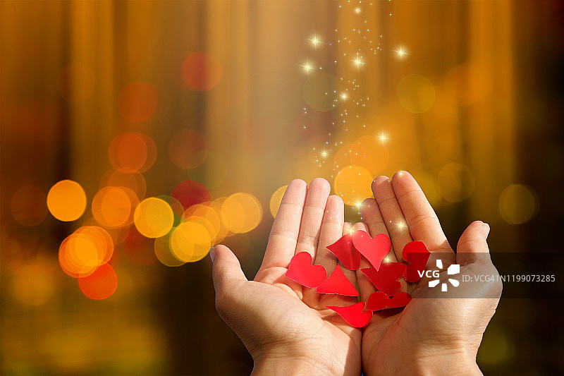 一把爱心图片素材