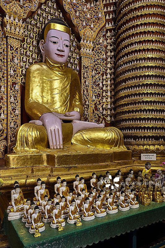 缅甸蒙育瓦的坦博德海佛塔图片素材