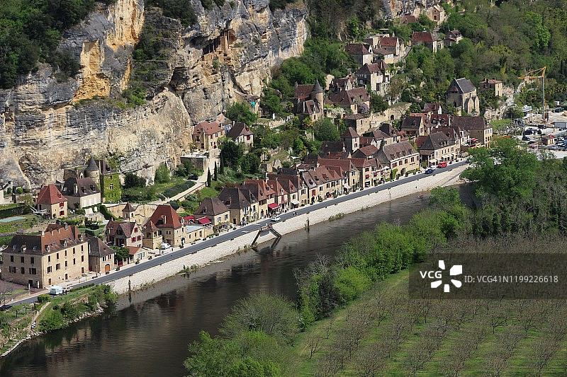 法国多尔多涅La Roque-Gageac图片素材
