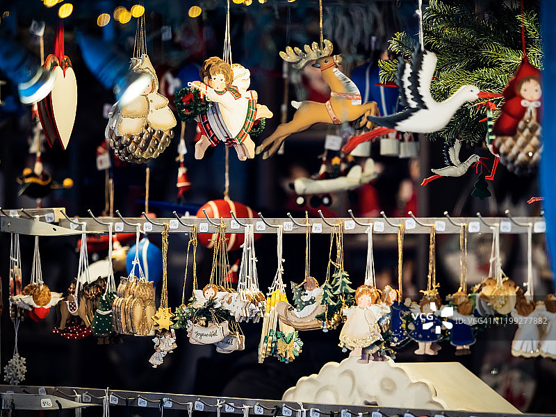 圣诞首都斯特拉斯堡的圣诞市场纪念品图片素材