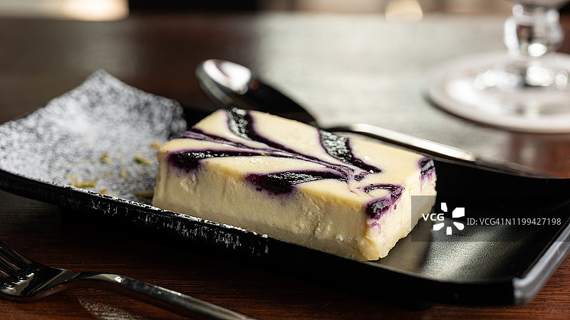 大理石纹理的芝士蛋糕甜点图片素材