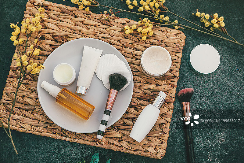 天然化妆品成分：护肤、身体与头发护理图片素材