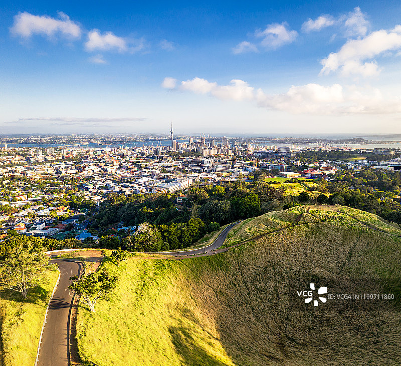 伊甸山上的奥克兰天际线图片素材
