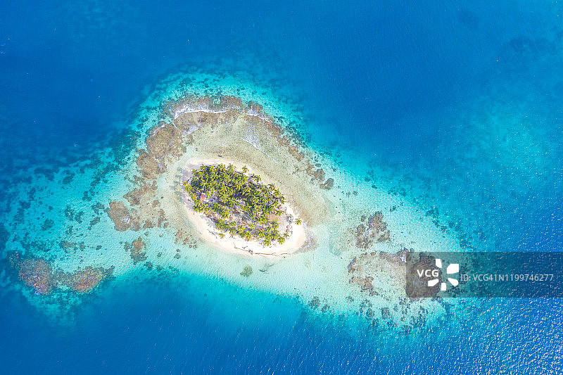 巴拿马圣布拉斯群岛热带岛屿鸟瞰图图片素材
