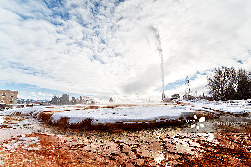 爱达荷州东南部，冬日下午的苏打泉间歇泉图片素材