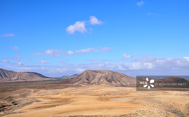 徒步前往科拉雷侯自然公园的罗哈山图片素材