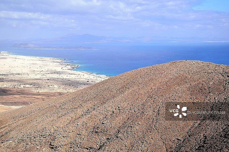 徒步前往科拉雷侯自然公园的罗哈山图片素材