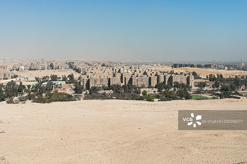 从吉萨地区俯瞰开罗城市图片素材