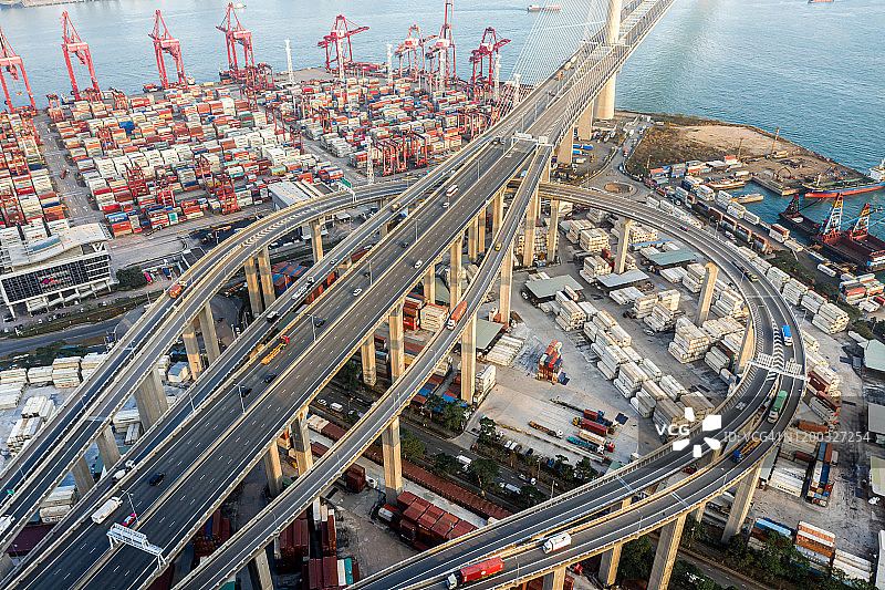 中国香港的交通和立交桥鸟瞰图图片素材