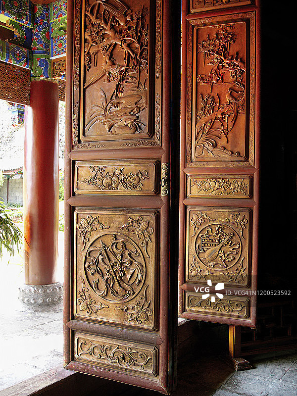 丽江木府的门图片素材