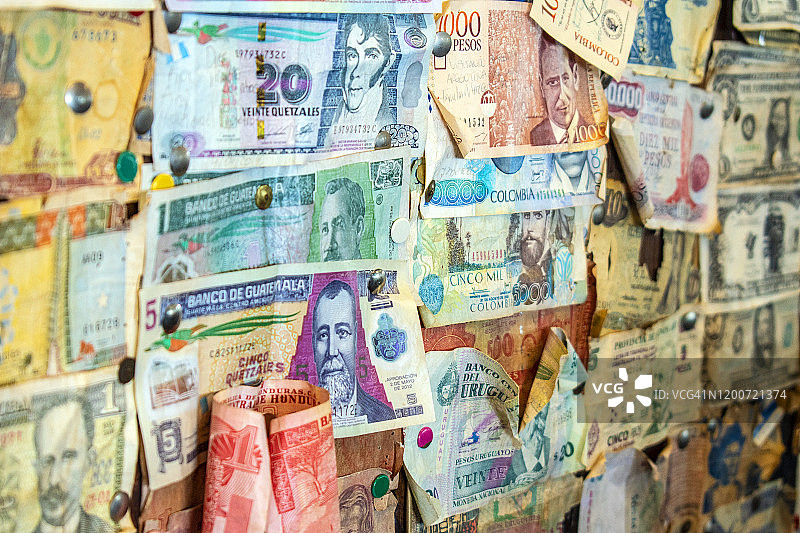 现金：世界各国纸币图片素材