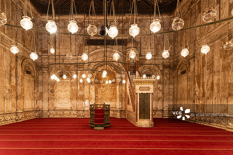 清真寺内的敏拜尔图片素材