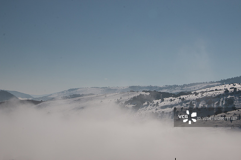 触碰天空图片素材
