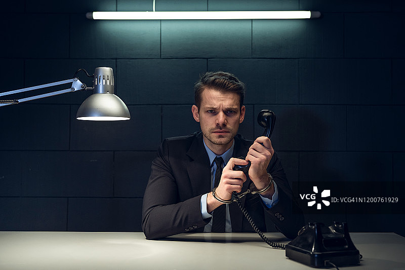 被捕的商人图片素材