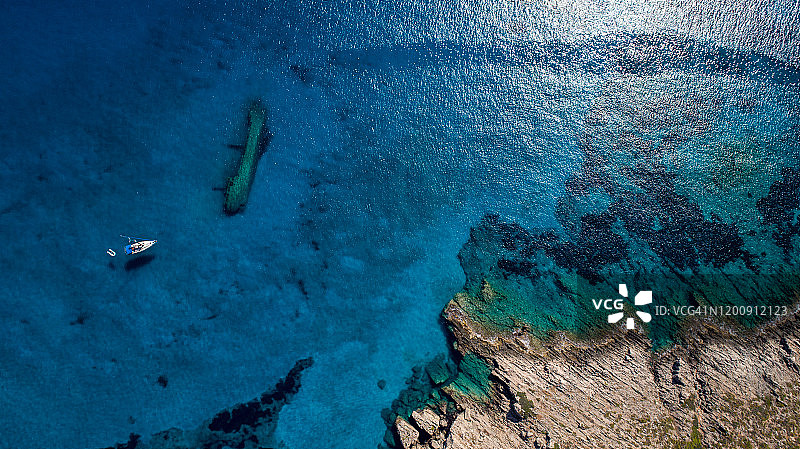 水下沉船航拍图片素材