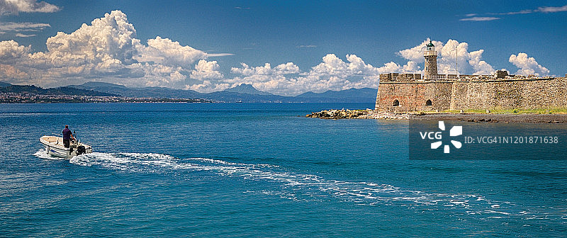 船城堡灯塔图片素材