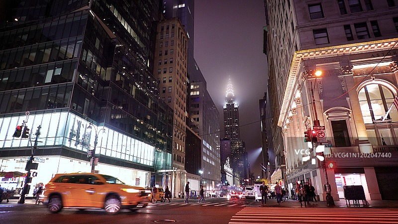 纽约第42街时尚大道夜景图片素材