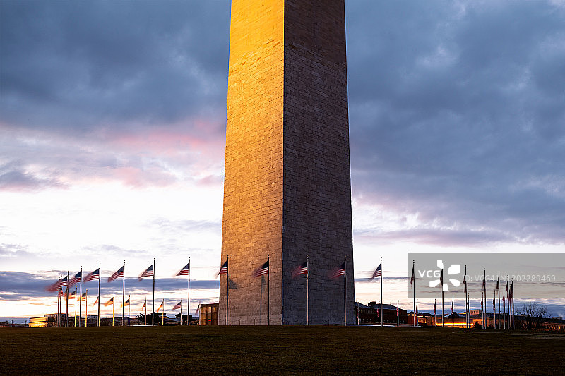 美国华盛顿纪念碑日出特写图片素材