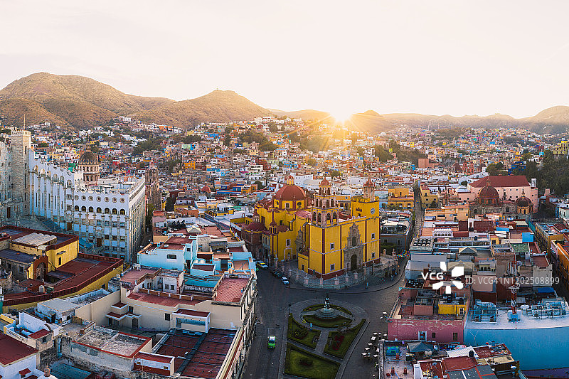 墨西哥瓜纳华托老城区鸟瞰图图片素材