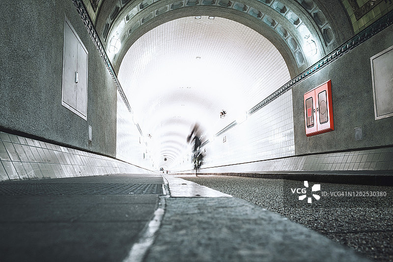 汉堡的旧易北河隧道图片素材