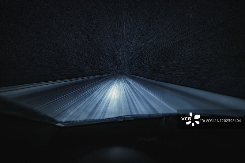 科拉半岛极夜驾驶图片素材