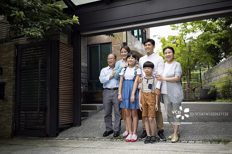 家庭合影图片素材