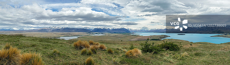 新西兰坎特伯雷地区南阿尔卑斯山风光（约翰山，蒂卡普湖）图片素材