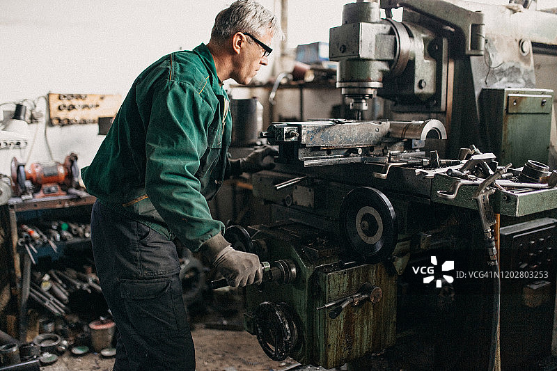 金属加工图片素材