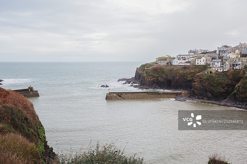 冬季的艾萨克港港口图片素材