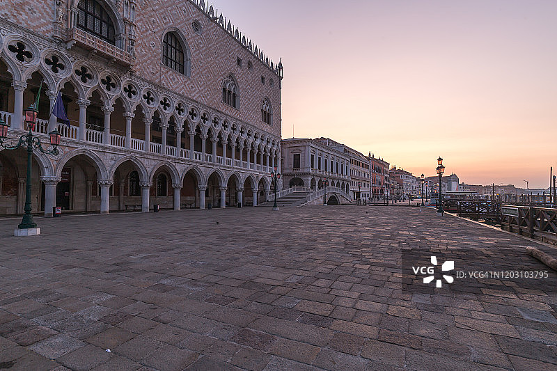 威尼斯日出空旷街景图片素材
