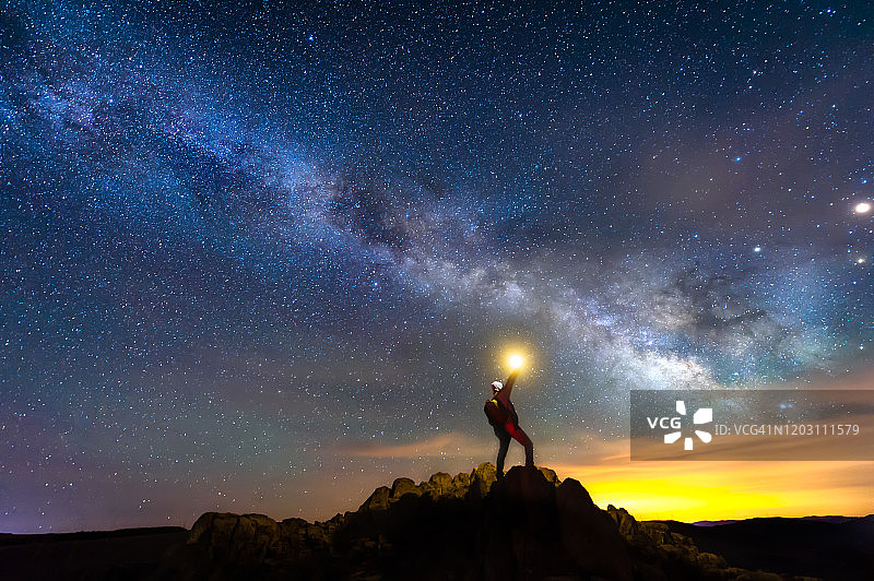 寻找通往银河系的路图片素材