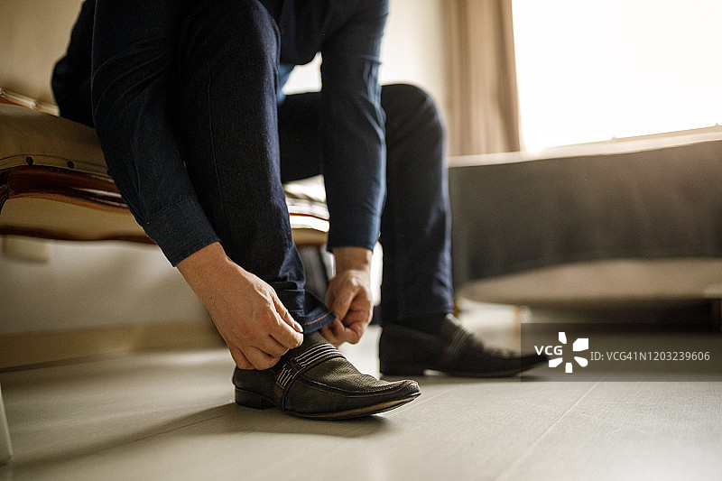 商人穿鞋图片素材