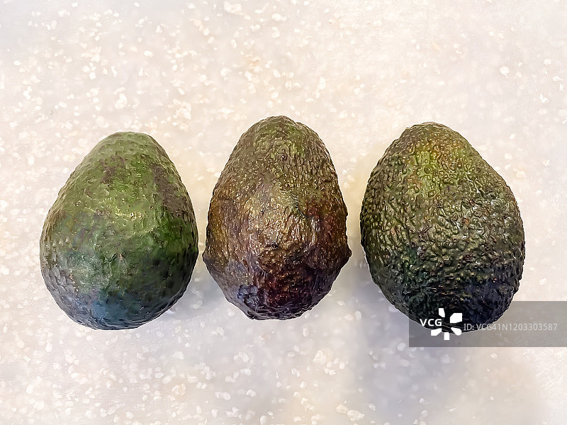 成熟的鳄梨图片素材