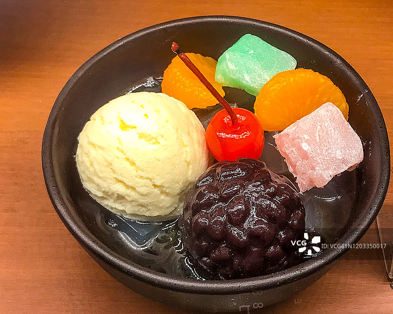 奶油和日式甜点食品模型图片素材