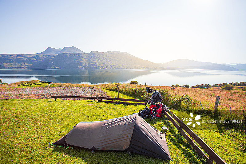 带有帐篷的露营图片素材