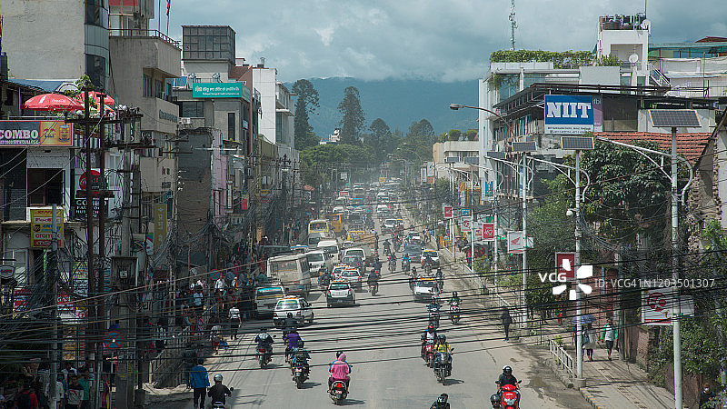 航拍山间城镇风光图片素材