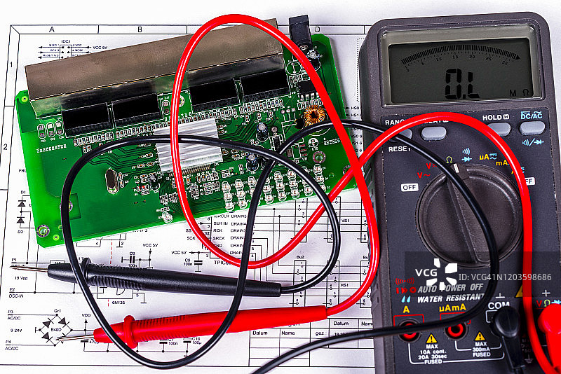 电子工程师的工作场所图片素材