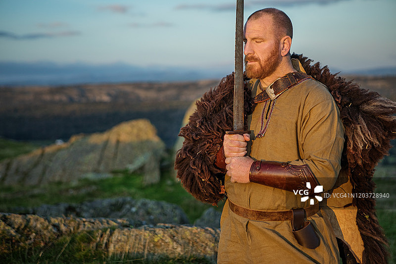 乡村中的维京战士图片素材