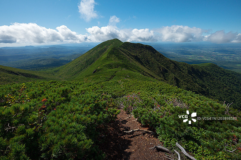 山脊漫步图片素材