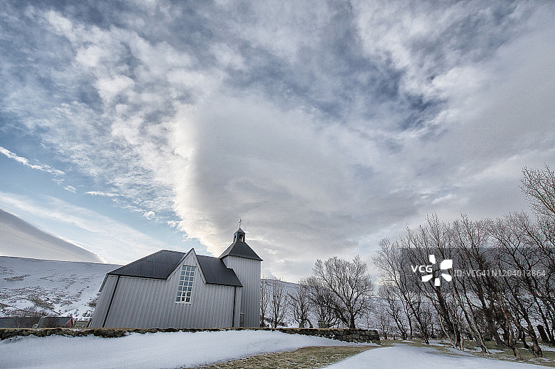 冬季的冰岛胡萨费尔教堂图片素材