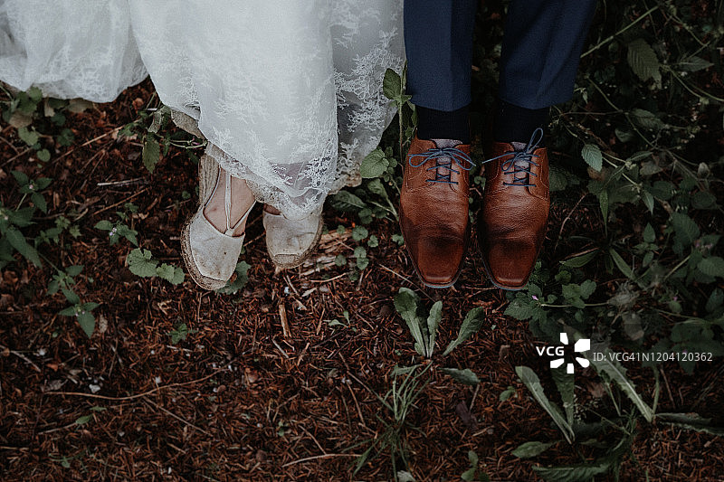 新娘新郎的脏鞋图片素材