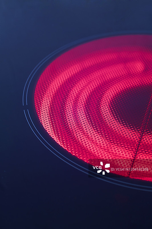 灶台加热陶瓷炉灶的俯视角度照片图片素材