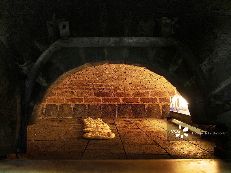 砖炉烤制皮塔饼图片素材