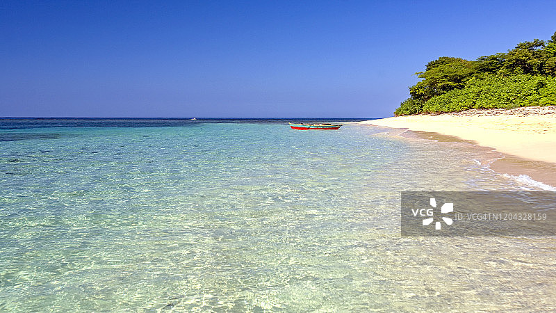 大西洋中的海地岛屿图片素材