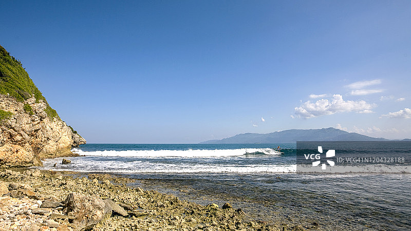 在北大西洋冲浪的海地图片素材