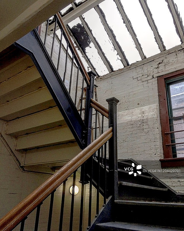 旧式楼梯图片素材